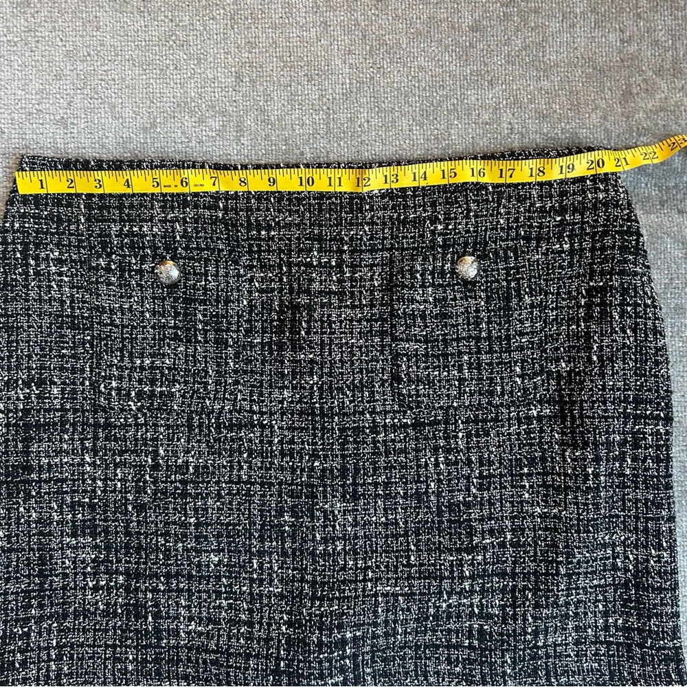 Lauren Ralph Lauren Women’s Black and White Bouclé Pencil Miniskirt, Size 18W - Picture 15 of 16